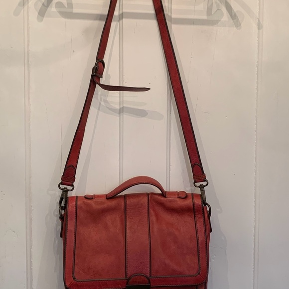 Fossil Messenger Cross Body - Picture 12 of 14